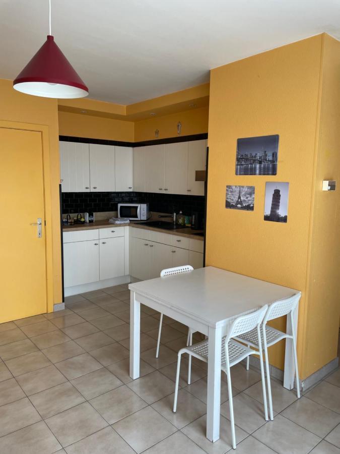 Gezellig appartement in Oostende Exterior foto
